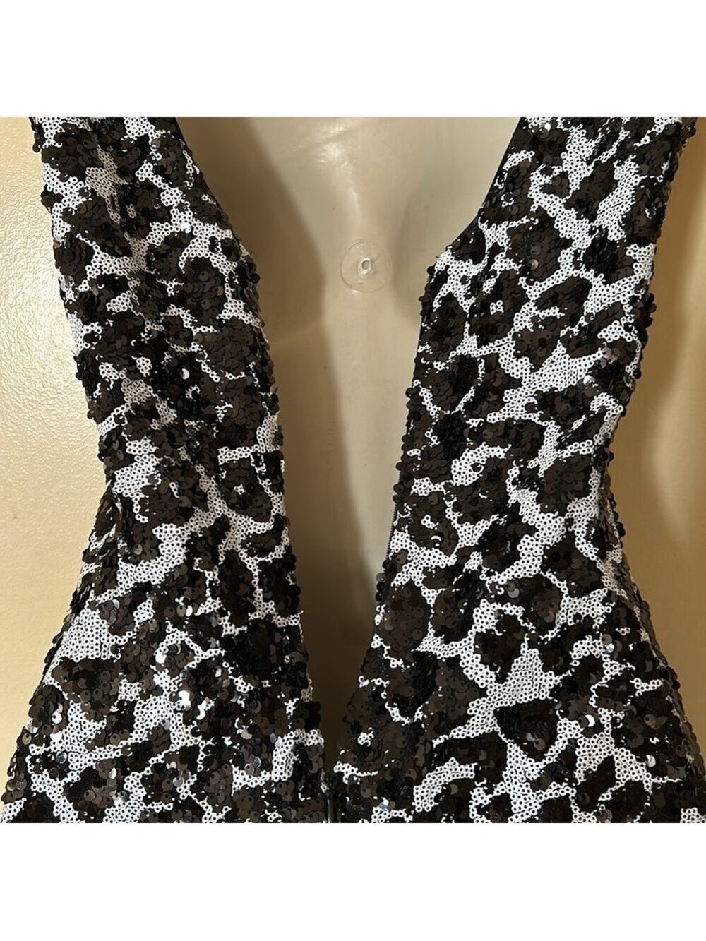 Guess black and white sequin mini sheath dress size 0 - Picture 9 of 11